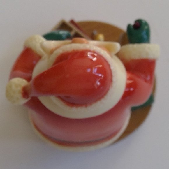 Echoes Simply Santa Figurines "All the Trimmings" - Picture 6 of 7